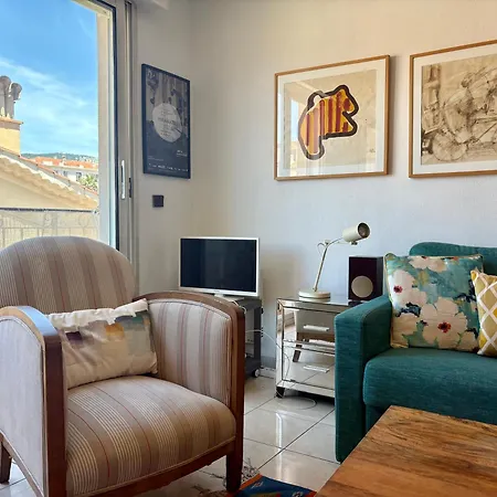アパート Cosy T2 Avec Balcon Au Mourillon, A 1oom De La ツーロン
